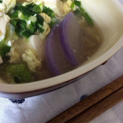 スープの分量を、参考にさせて頂きました。
とても美味しいです。
白菜しか無かったので、次回は小松菜で作ります。